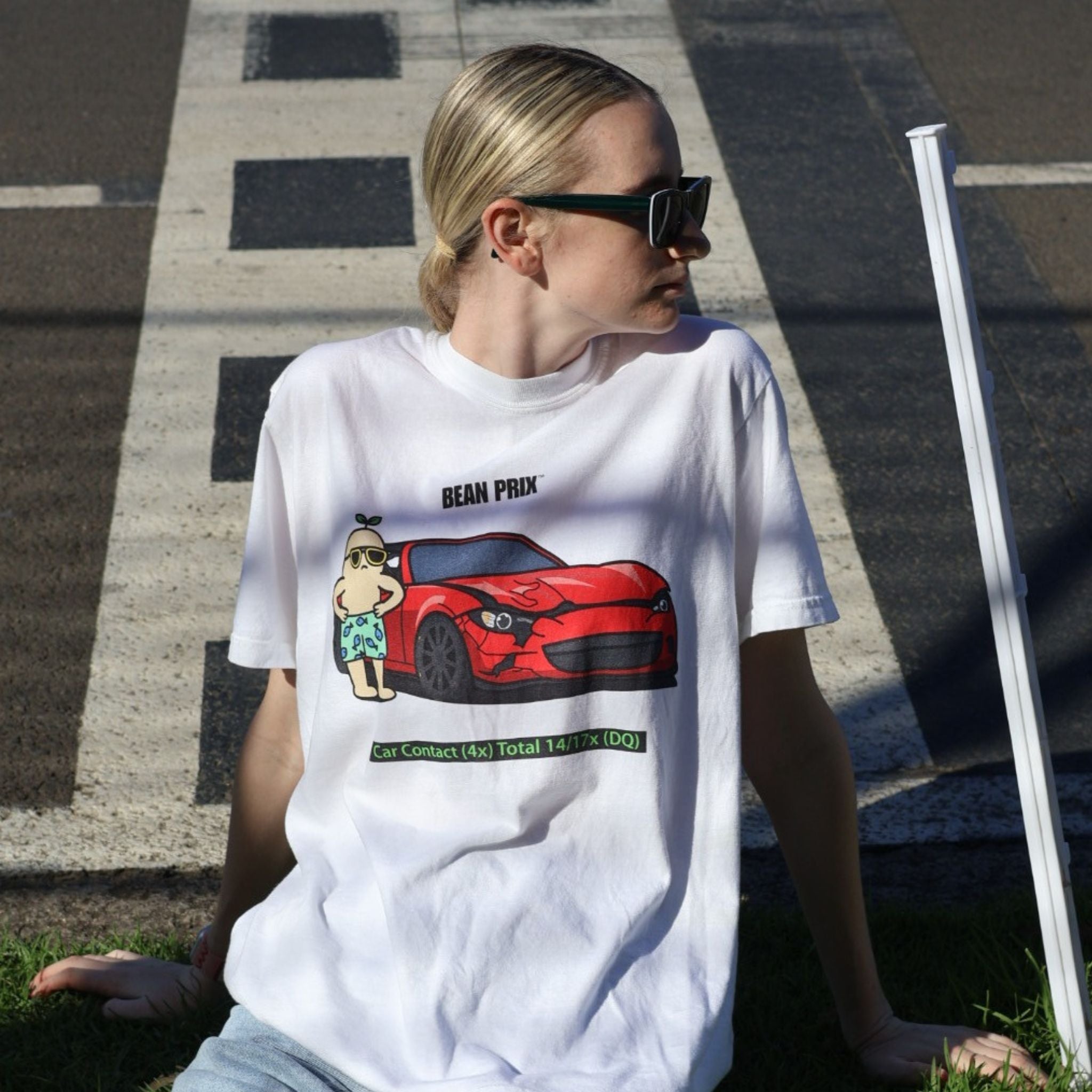 14/17 TELEMETRY  // Spec. 20 // Paddock White